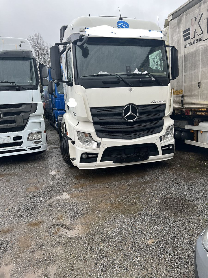 Mercedes-Benz 1842 LS Actros 1-Hand - Тягач: фото 1 Mercedes-Benz 1842 LS Actros 1-Hand - Тягач: фото 1