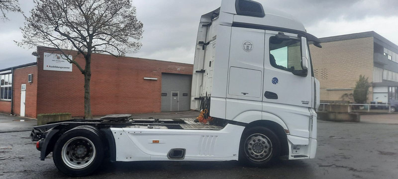 Mercedes-Benz 1845MP4 Euro:6 Vollausst - Тягач: фото 5 Mercedes-Benz 1845MP4 Euro:6 Vollausst - Тягач: фото 5