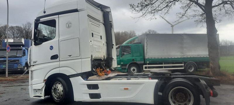 Mercedes-Benz 1845MP4 Euro:6 Vollausst - Тягач: фото 3 Mercedes-Benz 1845MP4 Euro:6 Vollausst - Тягач: фото 3