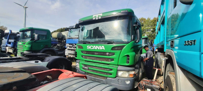 Scania P360 SZM - Тягач: фото 3 Scania P360 SZM - Тягач: фото 3