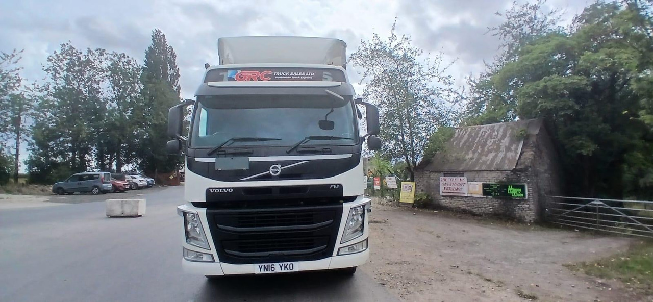 2016 Volvo FM 330 Curtainside Truck - Тентованный грузовик: фото 3 2016 Volvo FM 330 Curtainside Truck - Тентованный грузовик: фото 3