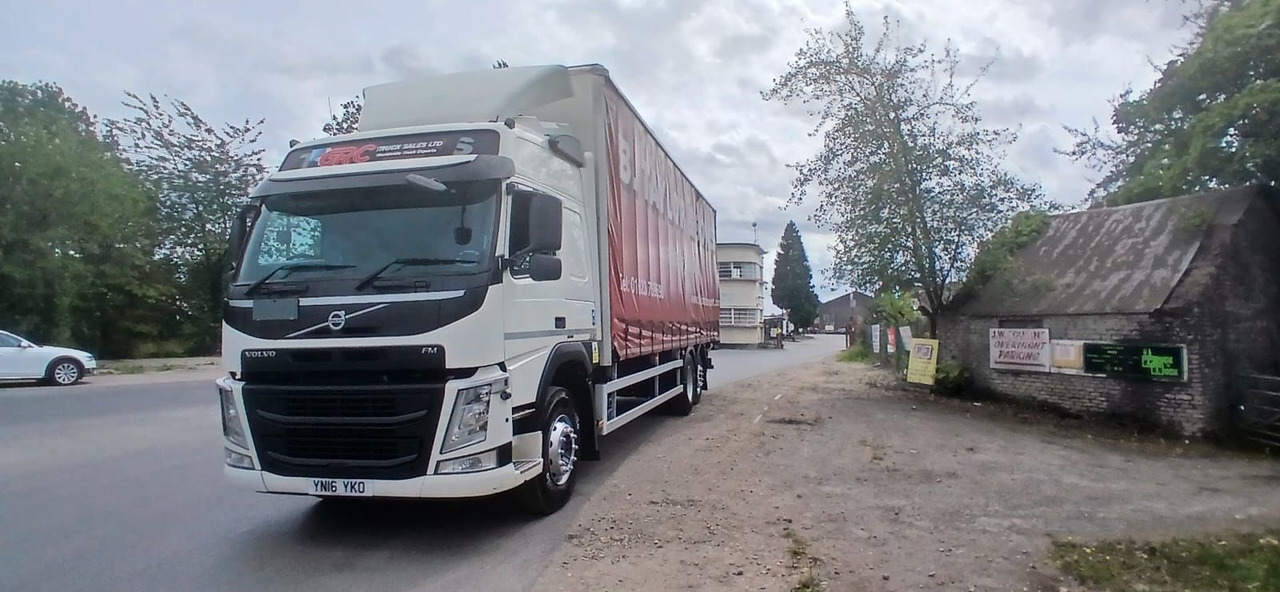 2016 Volvo FM 330 Curtainside Truck - Тентованный грузовик: фото 4 2016 Volvo FM 330 Curtainside Truck - Тентованный грузовик: фото 4