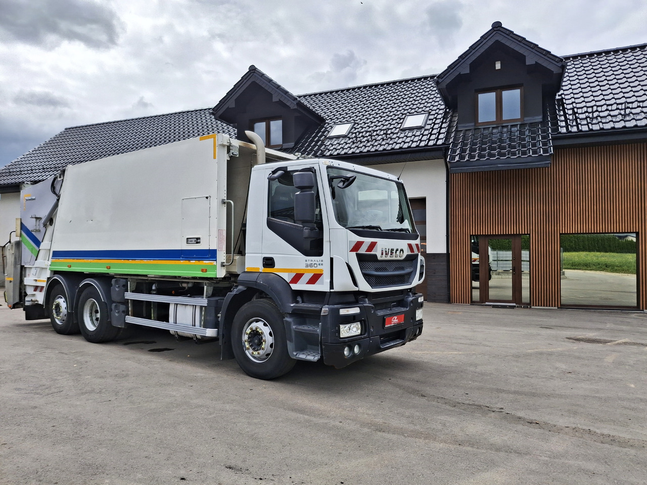 IVECO Euro 6 Śmieciarka Zweikammer-Müllwagen FAUN SL5 TR2L - Мусоровоз: фото 1 IVECO Euro 6 Śmieciarka Zweikammer-Müllwagen FAUN SL5 TR2L - Мусоровоз: фото 1