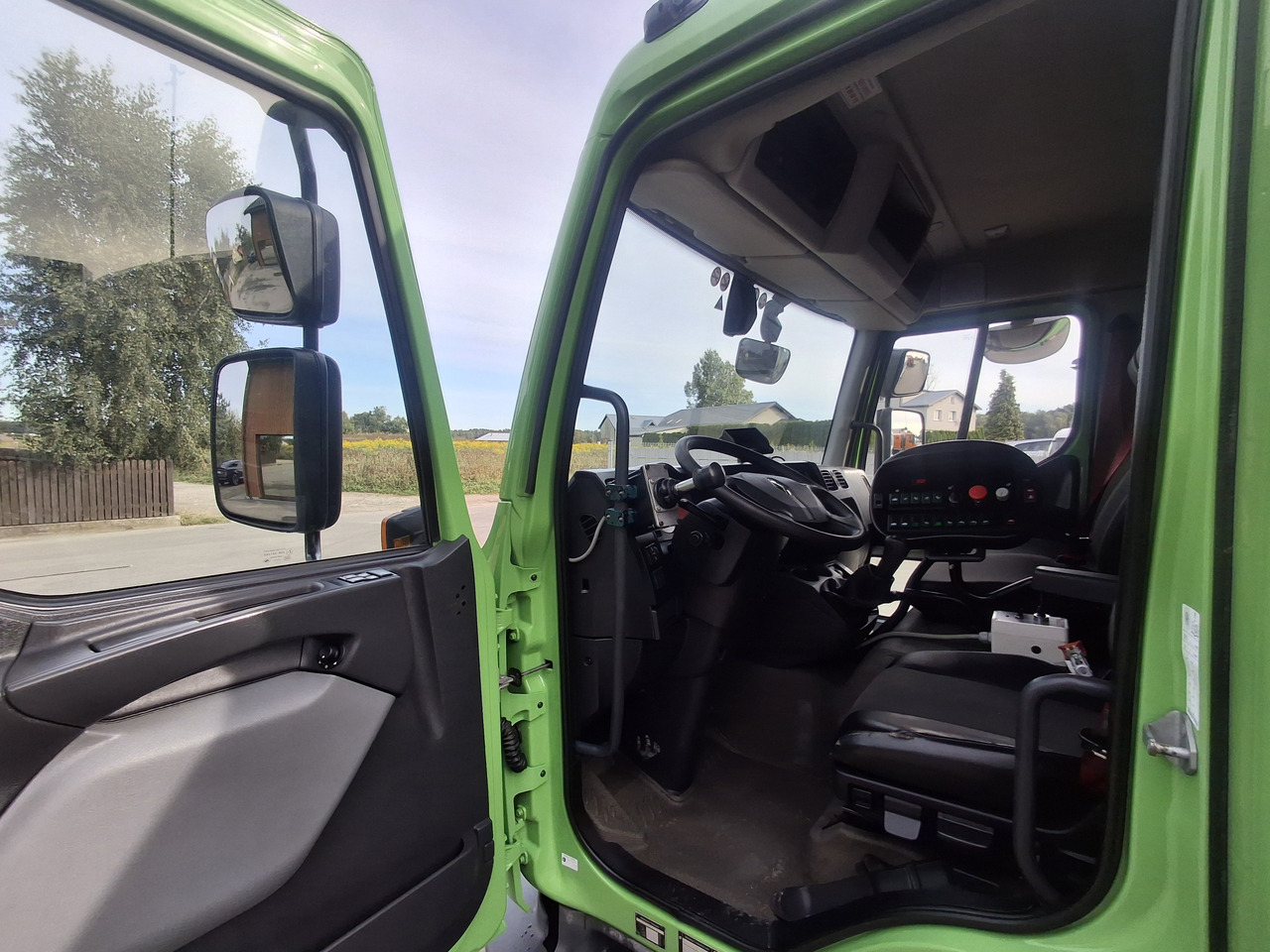 Коммунальная/ Специальная техника RENAULT D16 Polewaczka Karcher Straßenwaschanlage Euro 6: фото 13 Коммунальная/ Специальная техника RENAULT D16 Polewaczka Karcher Straßenwaschanlage Euro 6: фото 13