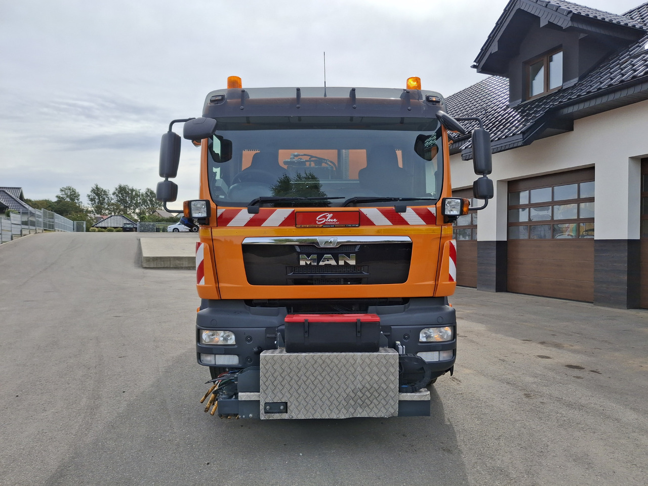 MAN TGM 18.250 Zamiatarka Kupper Weisser BROCK 2 Motoren Szczotki L/R PM10 Odchwaszczarka - Подметально-уборочная машина: фото 2 MAN TGM 18.250 Zamiatarka Kupper Weisser BROCK 2 Motoren Szczotki L/R PM10 Odchwaszczarka - Подметально-уборочная машина: фото 2