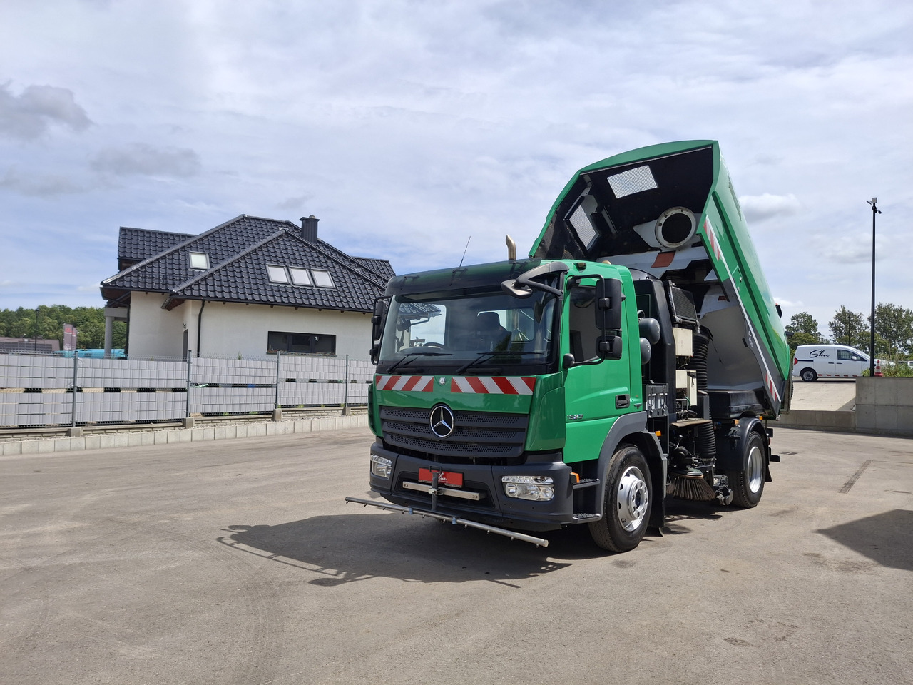 Подметально-уборочная машина MERCEDES-BENZ Atego 1523 Zamiatarka Kehrmaschine Schmidt SK600 Karcher 2 Motoren Euro 6 PM10 Rura Do Liści: фото 8