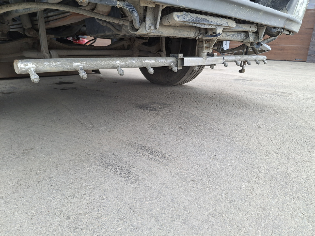 Подметально-уборочная машина MERCEDES-BENZ Axor 1829 Zamiatarka Kehrmaschine BUCHER 2 Motoren Karcher PM10 Odchwaszczarka Sweeper: фото 18 Подметально-уборочная машина MERCEDES-BENZ Axor 1829 Zamiatarka Kehrmaschine BUCHER 2 Motoren Karcher PM10 Odchwaszczarka Sweeper: фото 18