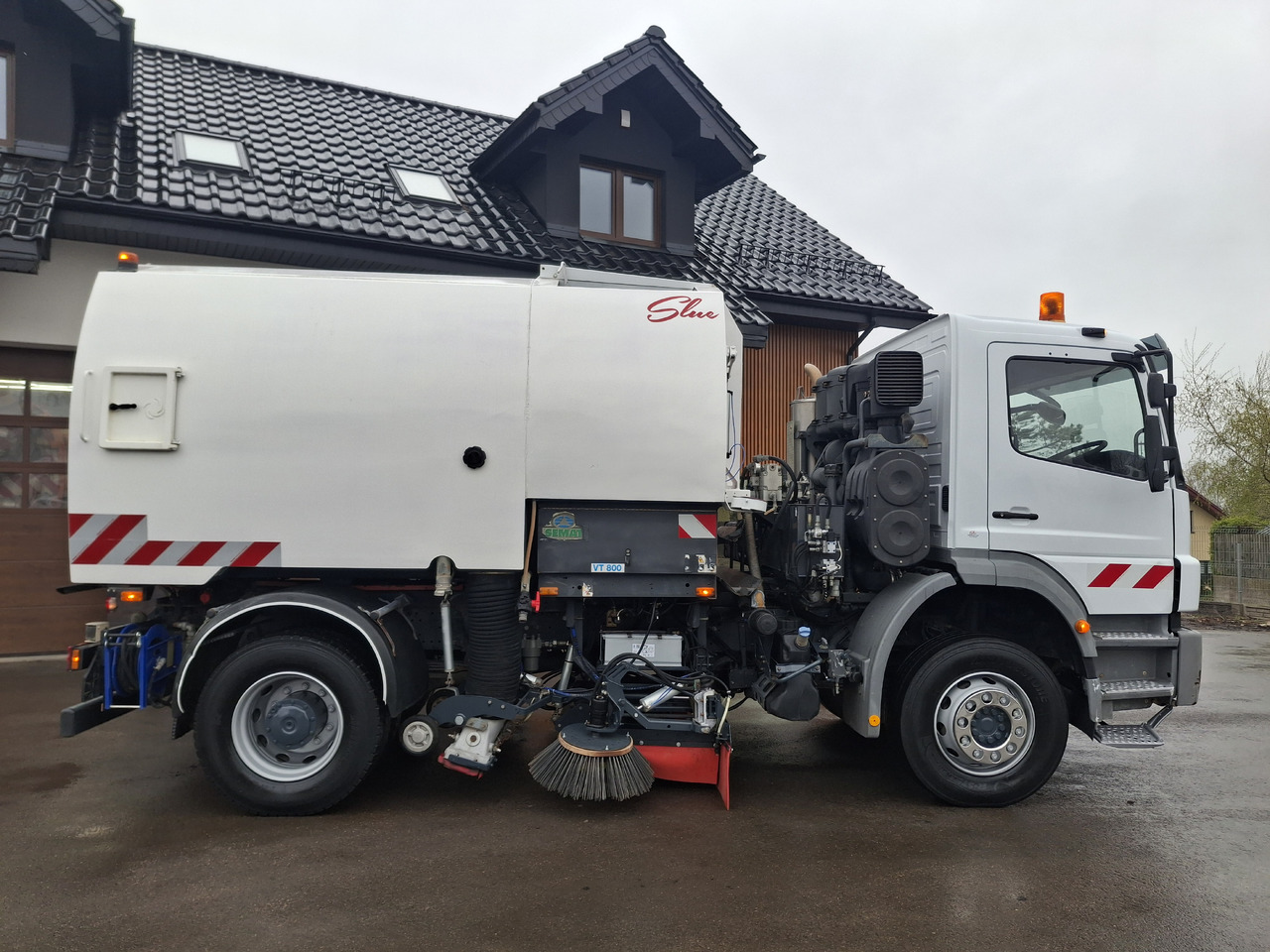 MERCEDES-BENZ Axor 1829 Zamiatarka Kehrmaschine Johnston 2 Motoren Karcher L/R - Подметально-уборочная машина: фото 5 MERCEDES-BENZ Axor 1829 Zamiatarka Kehrmaschine Johnston 2 Motoren Karcher L/R - Подметально-уборочная машина: фото 5
