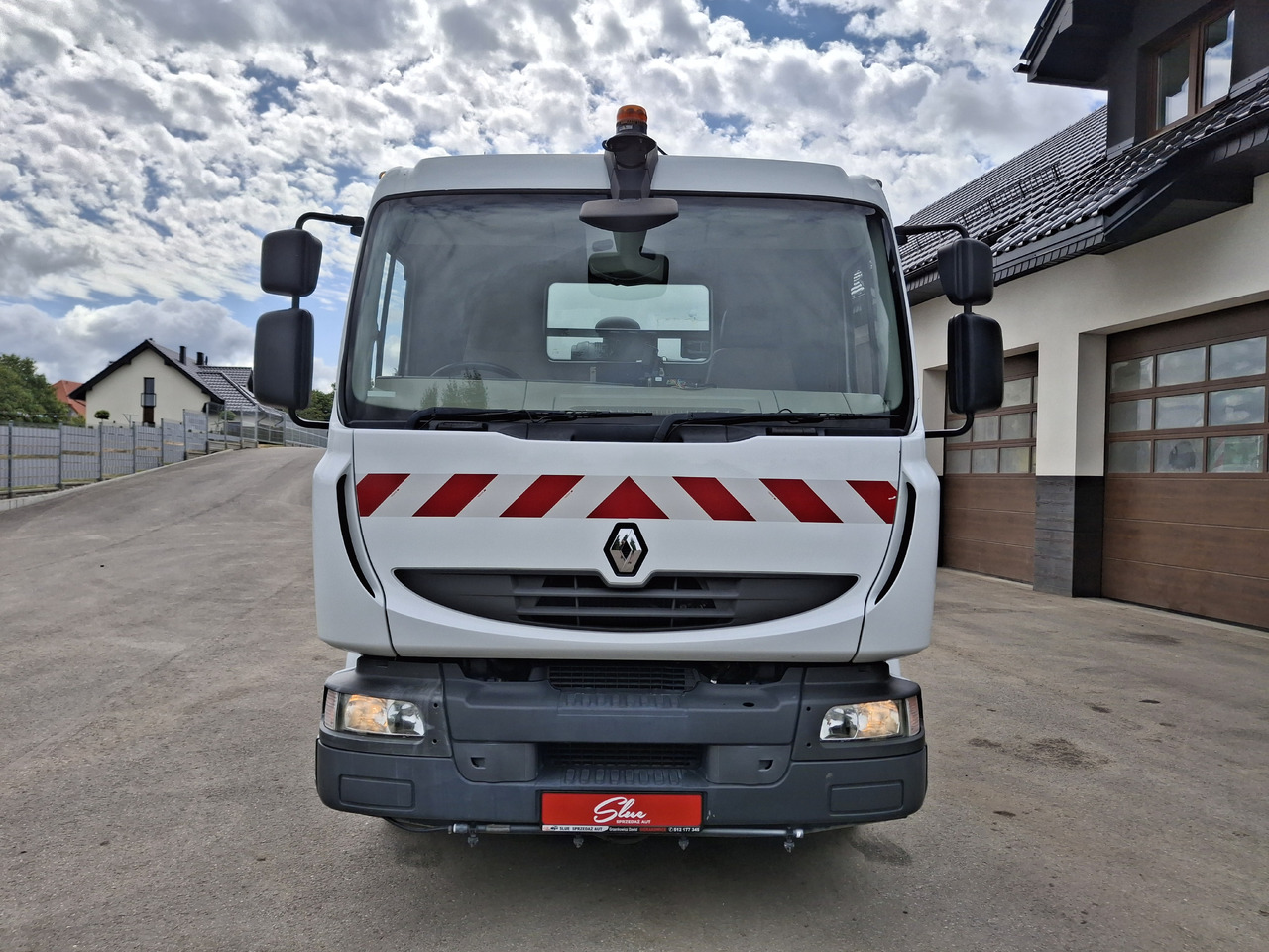 RENAULT Midlum 220 Zamiatarka Johnston VS500 Szczotki L/R Obie Strony Napęd Hydrostatyczny 2012r - Подметально-уборочная машина: фото 2 RENAULT Midlum 220 Zamiatarka Johnston VS500 Szczotki L/R Obie Strony Napęd Hydrostatyczny 2012r - Подметально-уборочная машина: фото 2