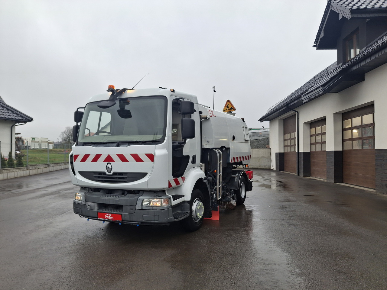 RENAULT Midlum 220 Zamiatarka Kehrmaschine Johnston 2 Motoren Szczotki L/R - Подметально-уборочная машина: фото 2 RENAULT Midlum 220 Zamiatarka Kehrmaschine Johnston 2 Motoren Szczotki L/R - Подметально-уборочная машина: фото 2
