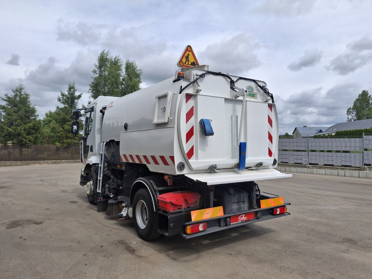 RENAULT Midlum 220 Zamiatarka Kehrmaschine Johnston L/R 2 Motoren 2 Silniki - Подметально-уборочная машина: фото 3 RENAULT Midlum 220 Zamiatarka Kehrmaschine Johnston L/R 2 Motoren 2 Silniki - Подметально-уборочная машина: фото 3