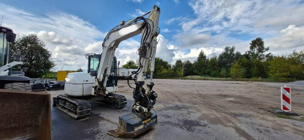 Komatsu PC 80 MR-5E0 - Мини-экскаватор: фото 2 Komatsu PC 80 MR-5E0 - Мини-экскаватор: фото 2