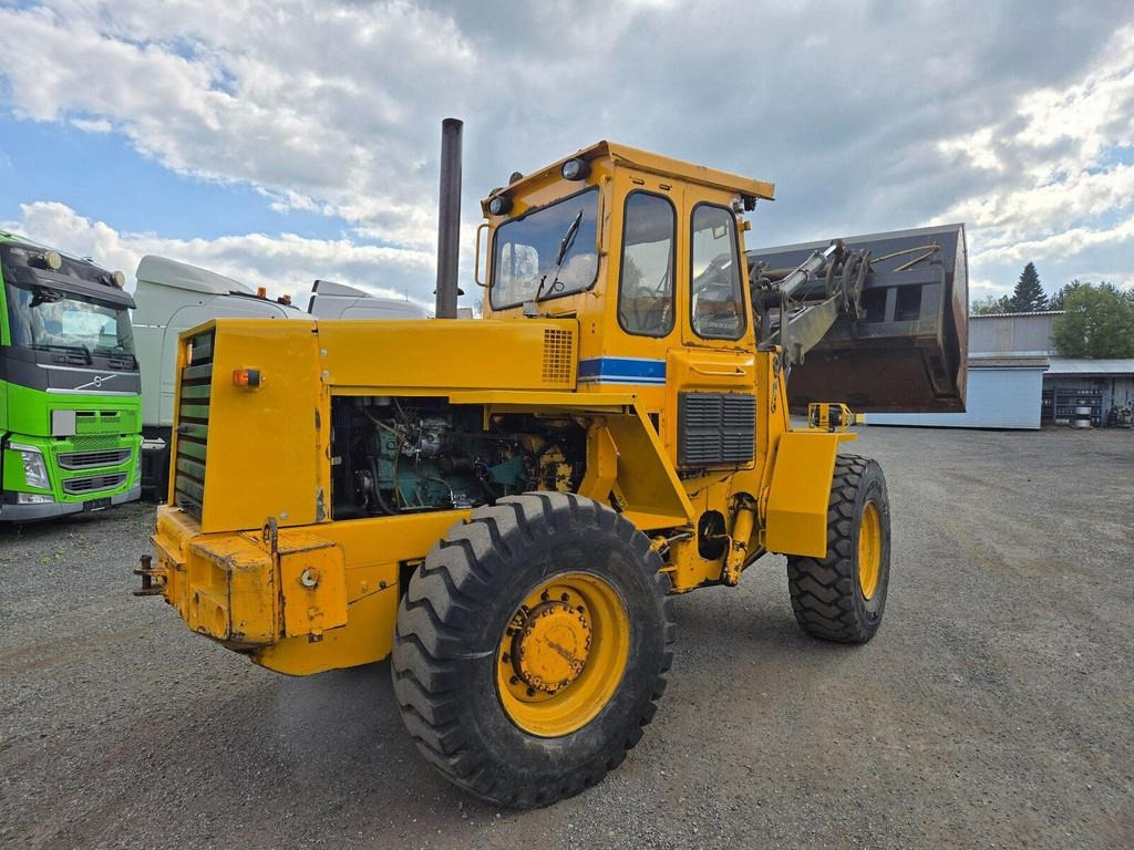 Volvo 4200B - Колёсный погрузчик: фото 3 Volvo 4200B - Колёсный погрузчик: фото 3
