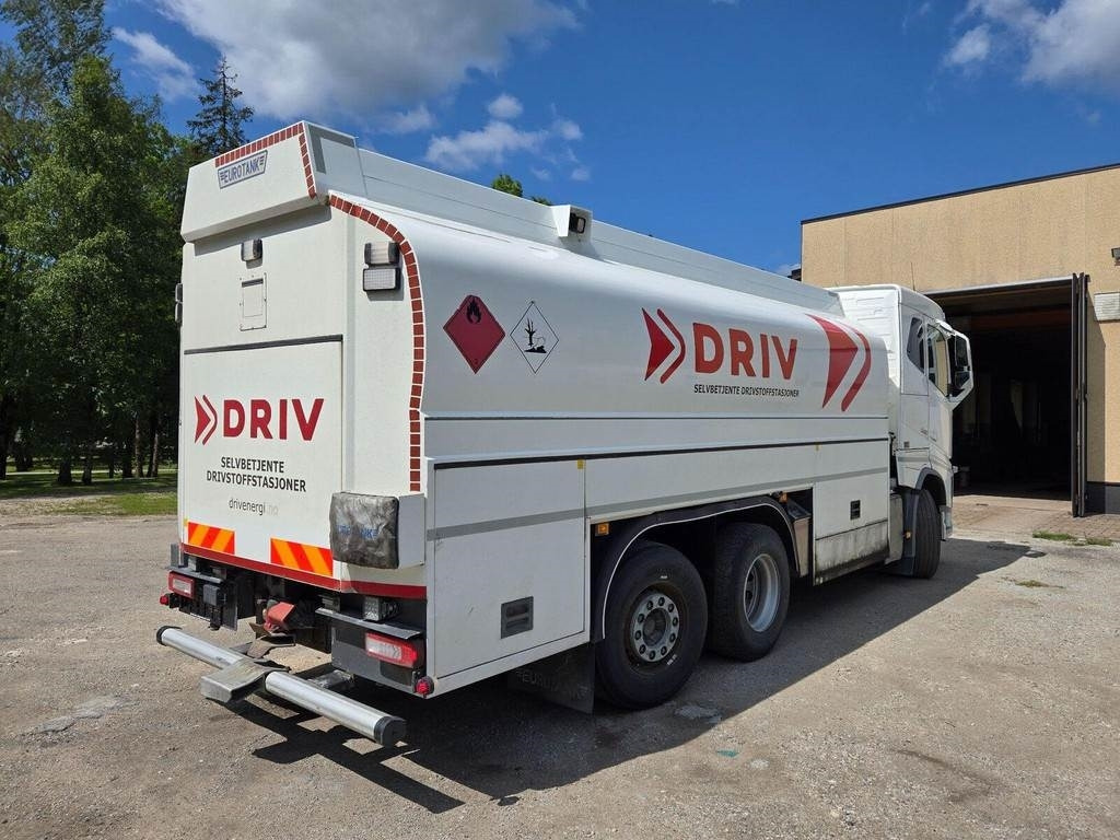 Volvo FH540 6x2 ADR - Грузовик-цистерна: фото 4 Volvo FH540 6x2 ADR - Грузовик-цистерна: фото 4