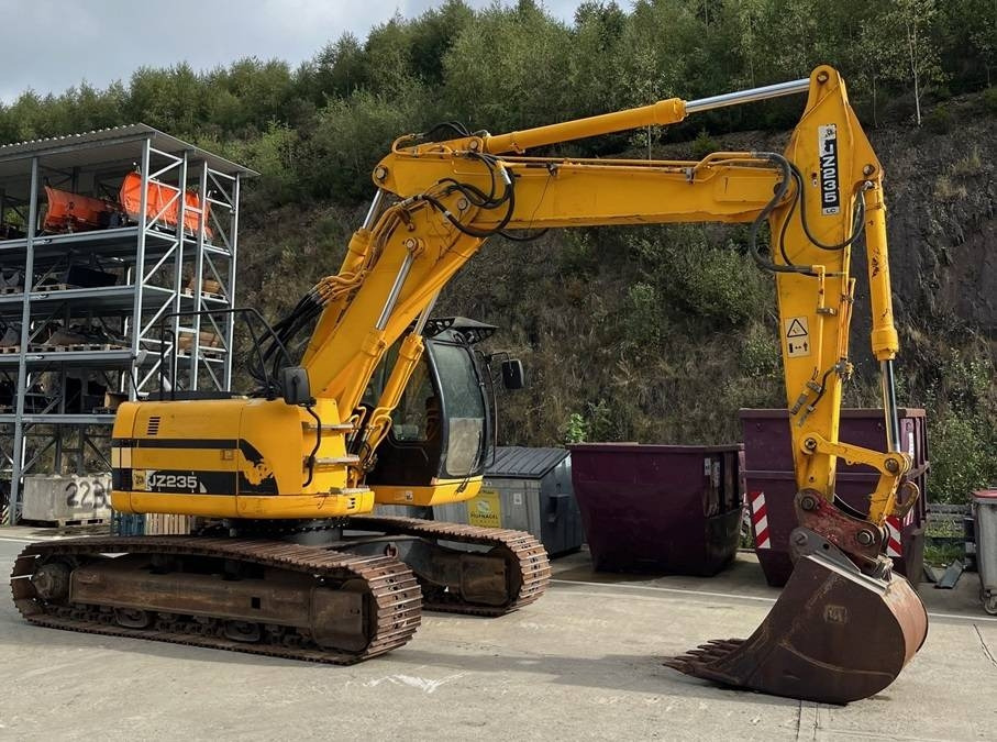 JCB JZ 235 LC - Гусеничный экскаватор: фото 3 JCB JZ 235 LC - Гусеничный экскаватор: фото 3