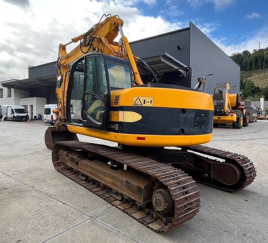 JCB JZ 235 LC - Гусеничный экскаватор: фото 5 JCB JZ 235 LC - Гусеничный экскаватор: фото 5