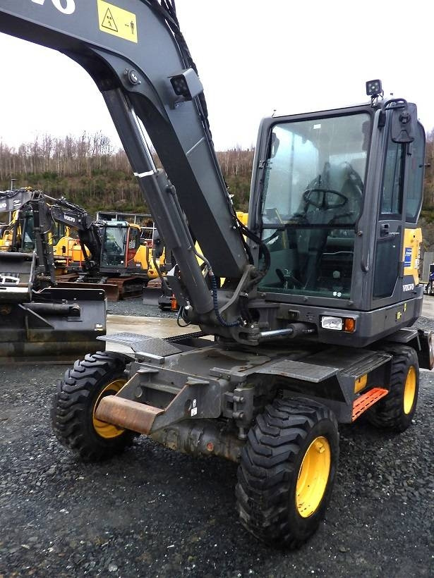 Volvo EW 60 E - Колёсный экскаватор: фото 2 Volvo EW 60 E - Колёсный экскаватор: фото 2