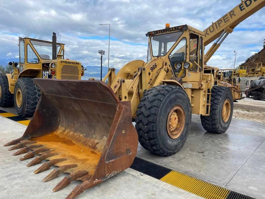 CAT 966 C - Колёсный погрузчик: фото 2 CAT 966 C - Колёсный погрузчик: фото 2