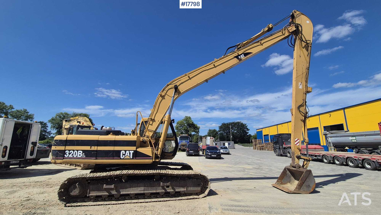 Crawler excavator JCB JS 220 LONG 16m (1997) - Гусеничный экскаватор: фото 1 Crawler excavator JCB JS 220 LONG 16m (1997) - Гусеничный экскаватор: фото 1