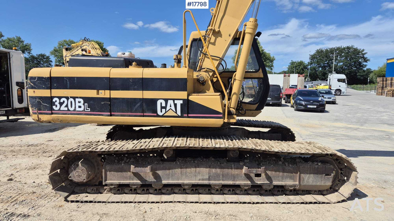 Crawler excavator JCB JS 220 LONG 16m (1997) - Гусеничный экскаватор: фото 2 Crawler excavator JCB JS 220 LONG 16m (1997) - Гусеничный экскаватор: фото 2