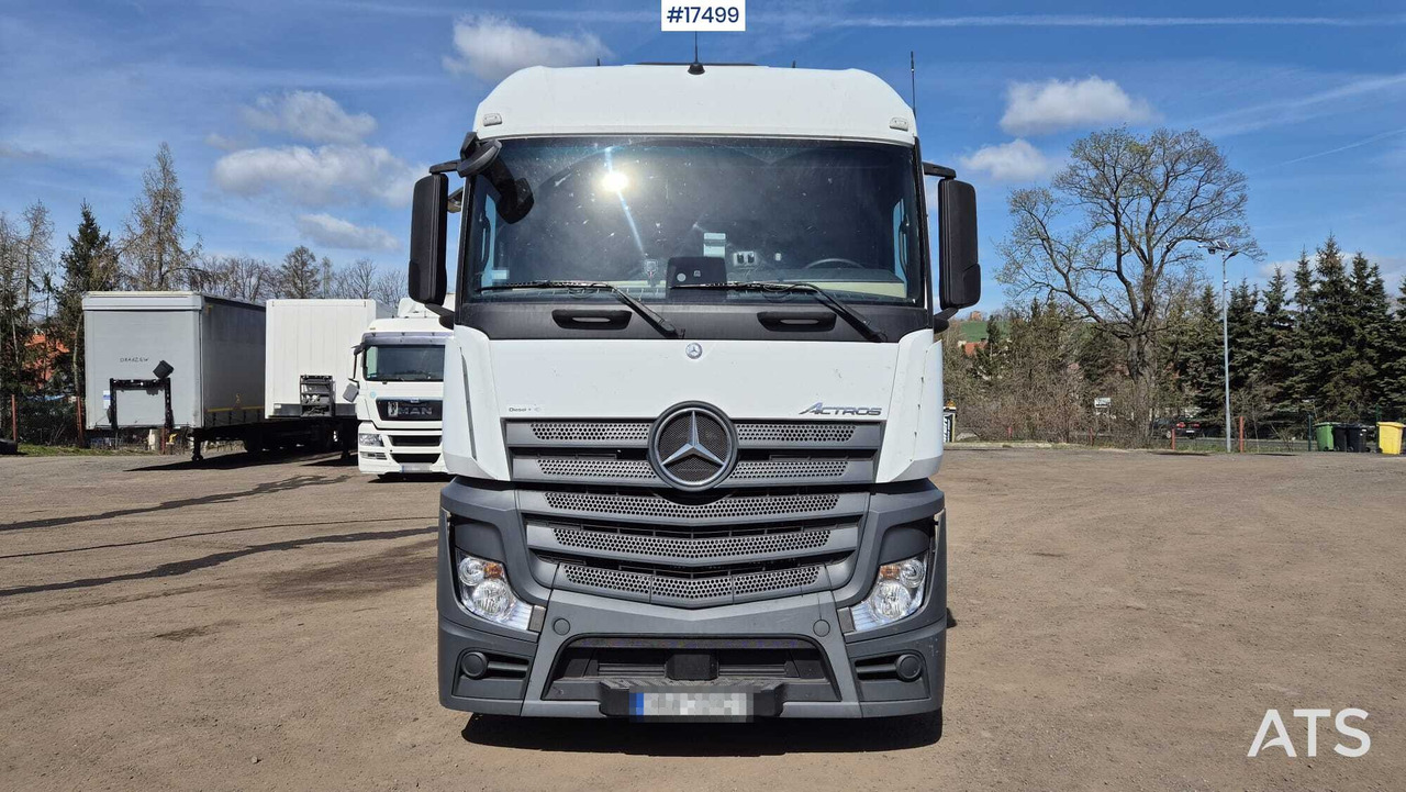 Truck tractor MERCEDES-BENZ ACTROS 1845 (2017) - Тягач: фото 2 Truck tractor MERCEDES-BENZ ACTROS 1845 (2017) - Тягач: фото 2