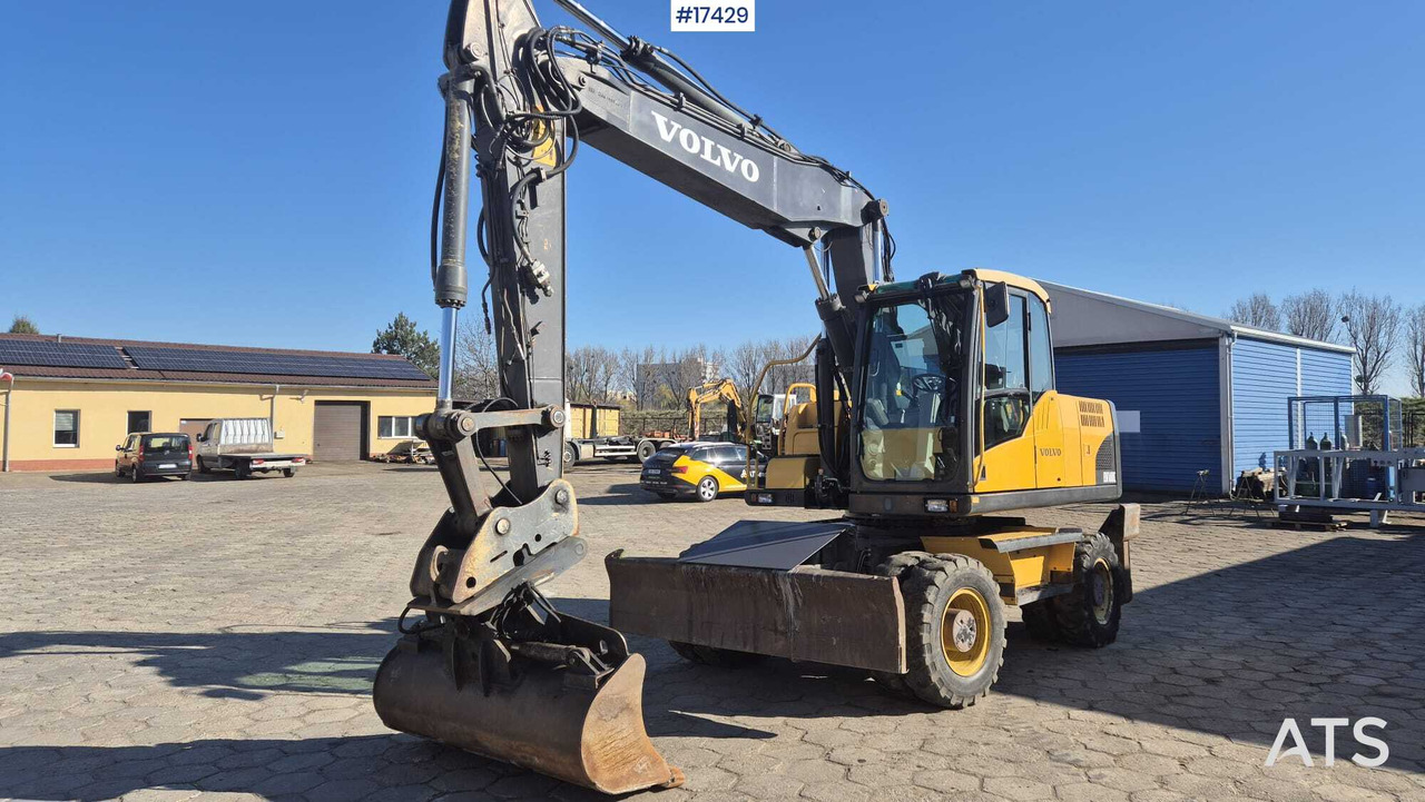 Wheel Excavator VOLVO EW160C (2010) - Колёсный экскаватор: фото 1 Wheel Excavator VOLVO EW160C (2010) - Колёсный экскаватор: фото 1