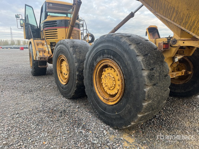 2003 Cat 725 Kiepwagen met knikbesturing - Сочленённый самосвал: фото 5 2003 Cat 725 Kiepwagen met knikbesturing - Сочленённый самосвал: фото 5