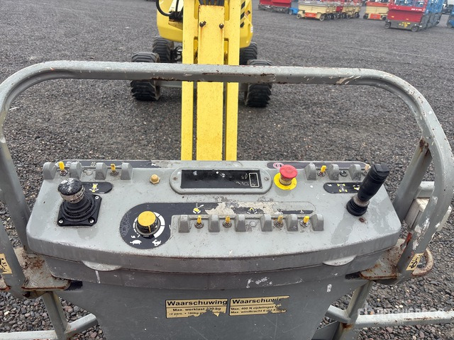 2005 JLG 510 4WD Diesel Articulating Boom Lift - Коленчатый подъемник: фото 4 2005 JLG 510 4WD Diesel Articulating Boom Lift - Коленчатый подъемник: фото 4