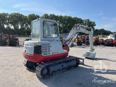 TAKEUCHI TB150C - Гусеничный экскаватор: фото 3 TAKEUCHI TB150C - Гусеничный экскаватор: фото 3