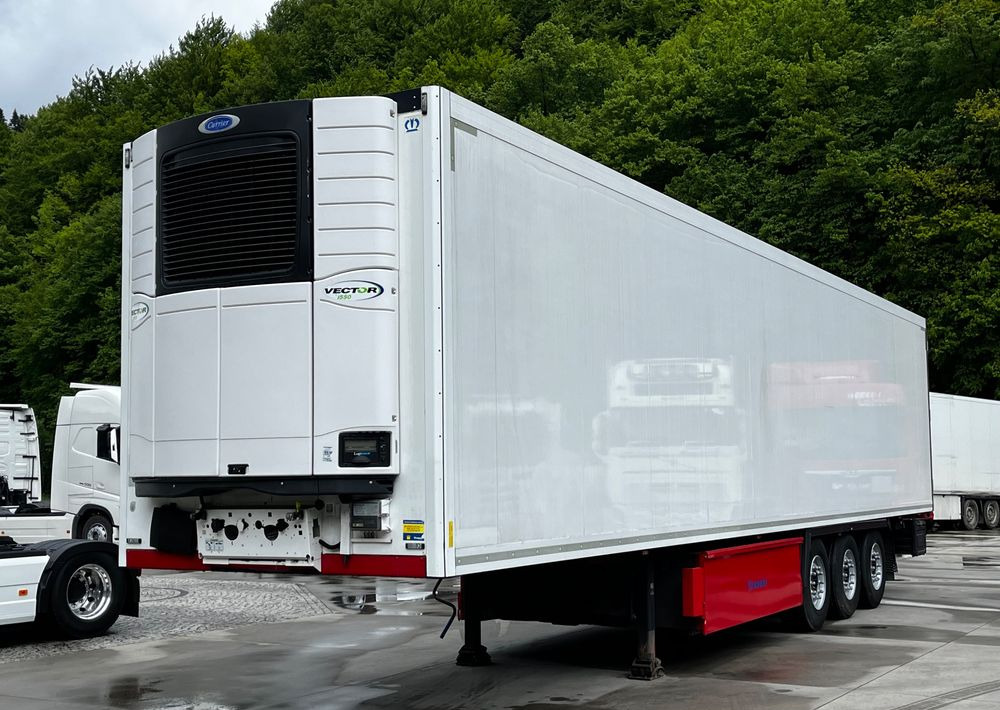 Krone Chłodnia // 2015 // Kosz Paletowy // Oś podnoszona // SAF // - Полуприцеп-рефрижератор: фото 1 Krone Chłodnia // 2015 // Kosz Paletowy // Oś podnoszona // SAF // - Полуприцеп-рефрижератор: фото 1