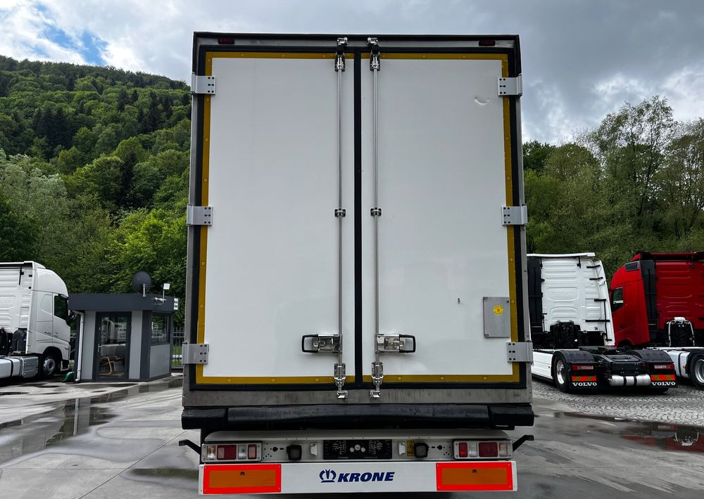 Krone Chłodnia // 2015 // Kosz Paletowy // Oś podnoszona // SAF // - Полуприцеп-рефрижератор: фото 5 Krone Chłodnia // 2015 // Kosz Paletowy // Oś podnoszona // SAF // - Полуприцеп-рефрижератор: фото 5