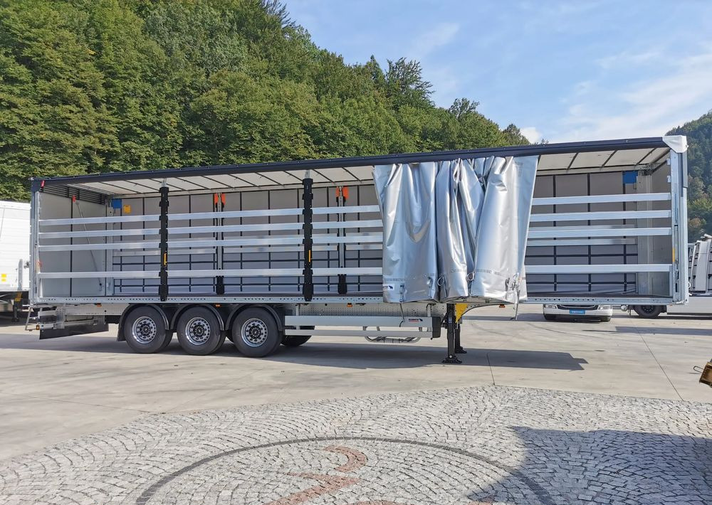 Schmitz Cargobull STANDARD + DACH VARIOS SIMPLE - Тентованный полуприцеп: фото 5 Schmitz Cargobull STANDARD + DACH VARIOS SIMPLE - Тентованный полуприцеп: фото 5