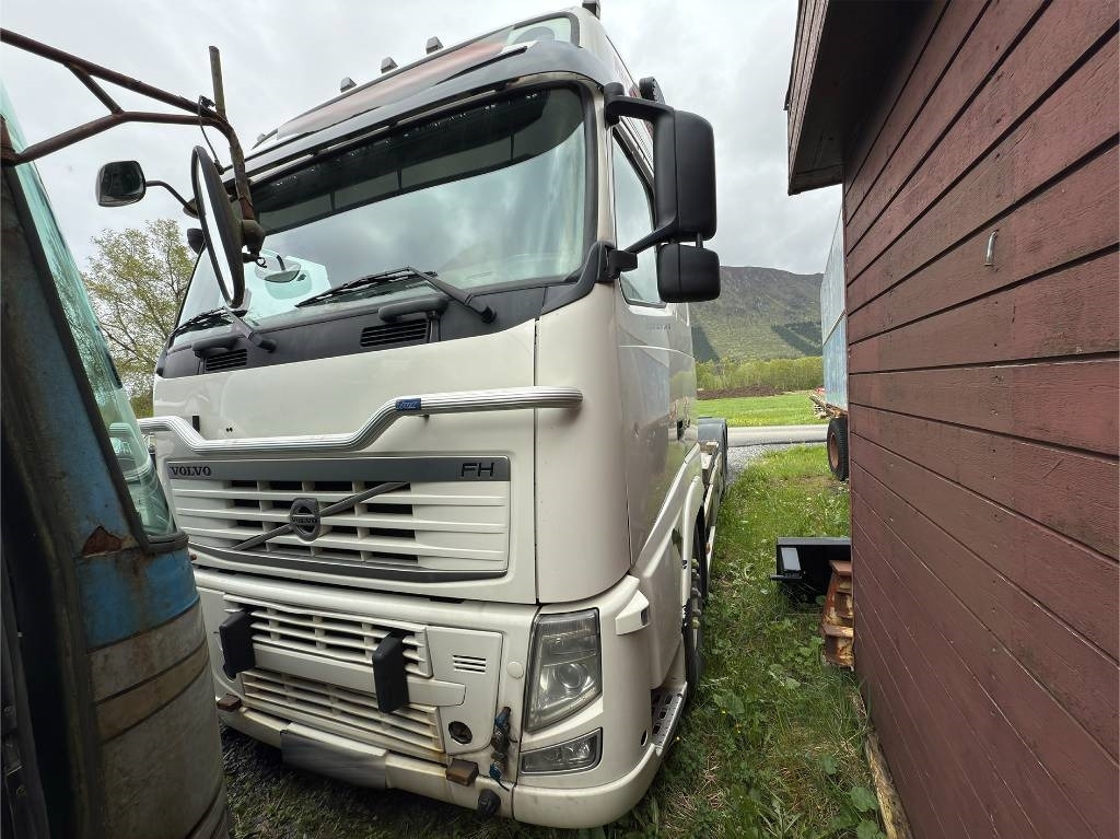 Volvo FH 540 - Крюковой мультилифт: фото 2 Volvo FH 540 - Крюковой мультилифт: фото 2
