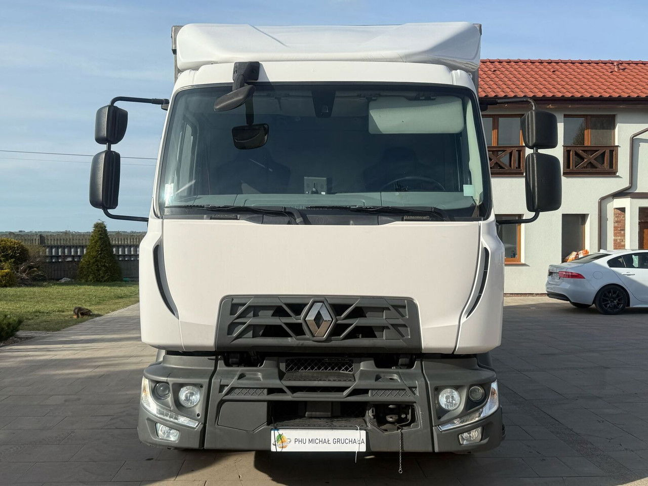 Renault D12 - Тентованный грузовик: фото 2 Renault D12 - Тентованный грузовик: фото 2