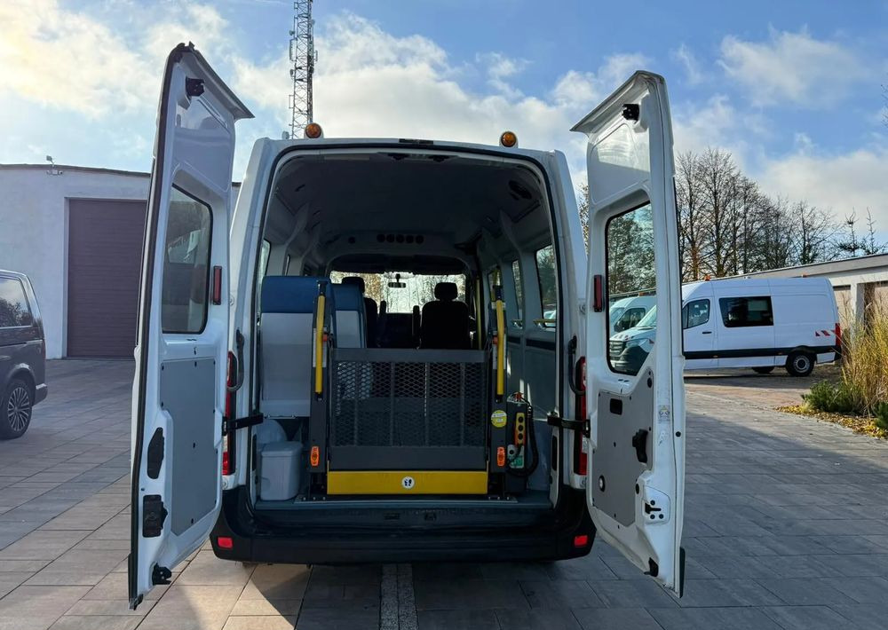 Грузопассажирский фургон Renault Master: фото 12 Грузопассажирский фургон Renault Master: фото 12