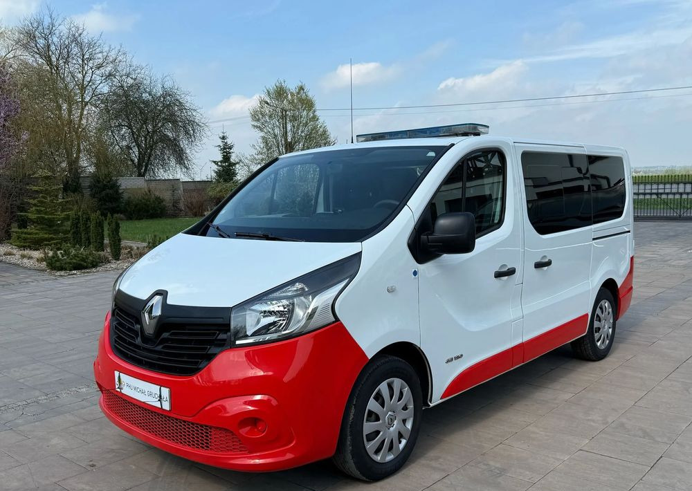 Renault Trafic - Машина скорой помощи: фото 3 Renault Trafic - Машина скорой помощи: фото 3