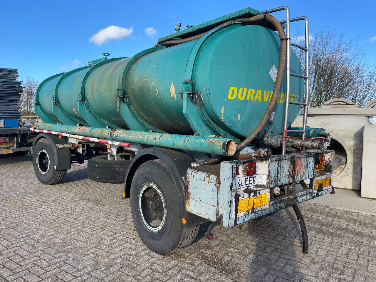 Burg Bitumen tank inox 14.000L - Прицеп-цистерна: фото 2 Burg Bitumen tank inox 14.000L - Прицеп-цистерна: фото 2
