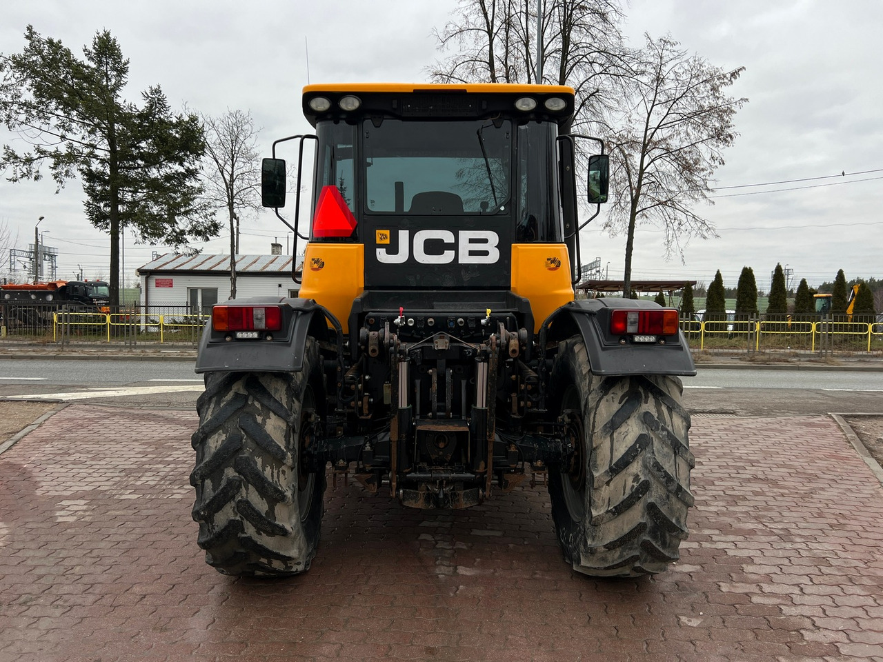 JCB Fastrac 3200 - Трактор: фото 4 JCB Fastrac 3200 - Трактор: фото 4