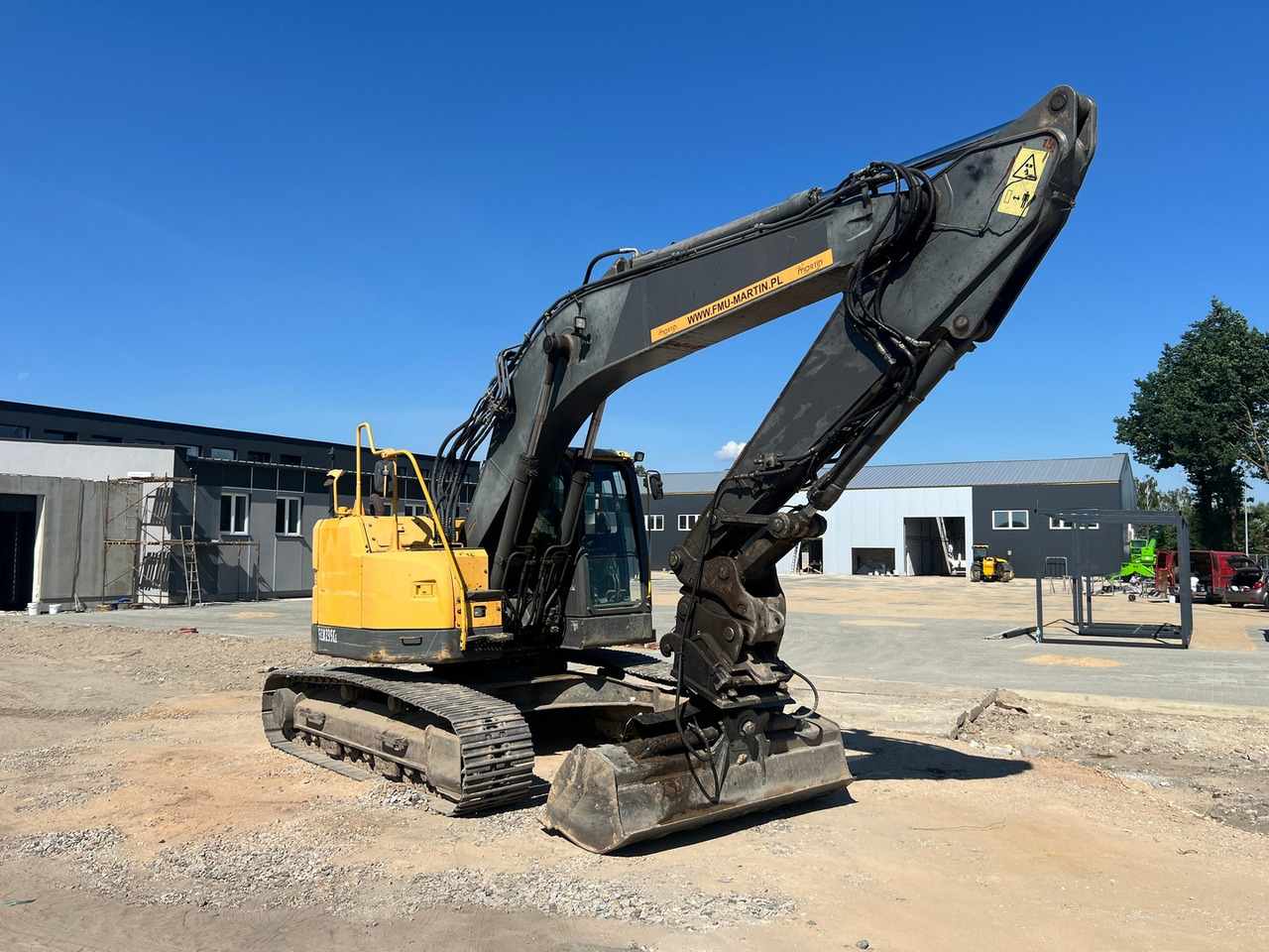 Volvo ECR235 - Гусеничный экскаватор: фото 1 Volvo ECR235 - Гусеничный экскаватор: фото 1
