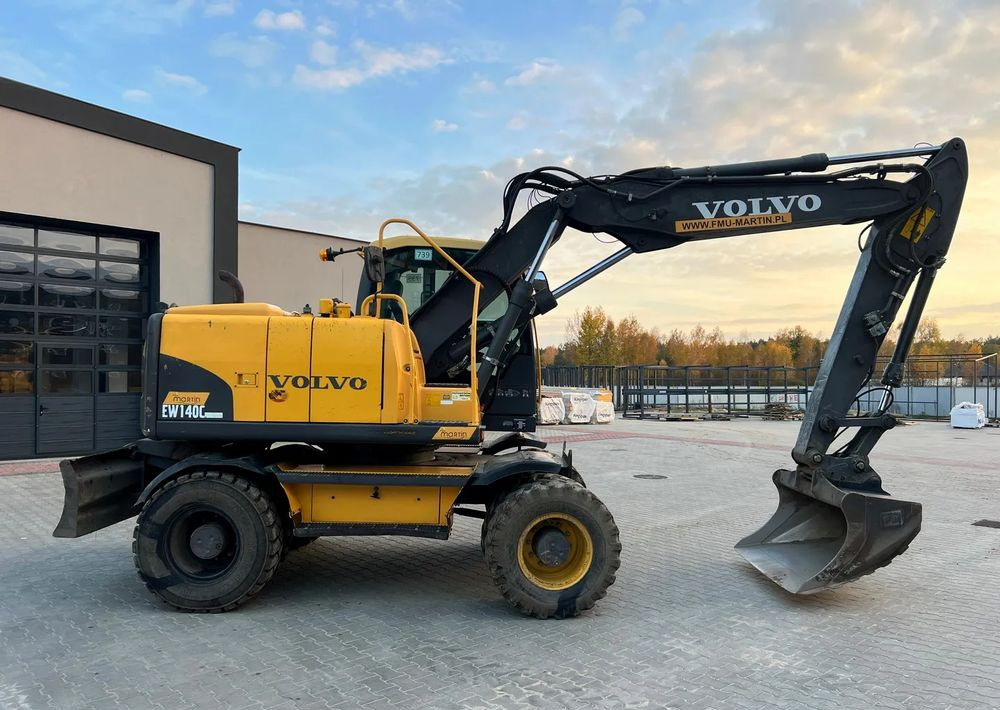 Volvo EW 140C | ROTOTILT - Колёсный экскаватор: фото 2 Volvo EW 140C | ROTOTILT - Колёсный экскаватор: фото 2