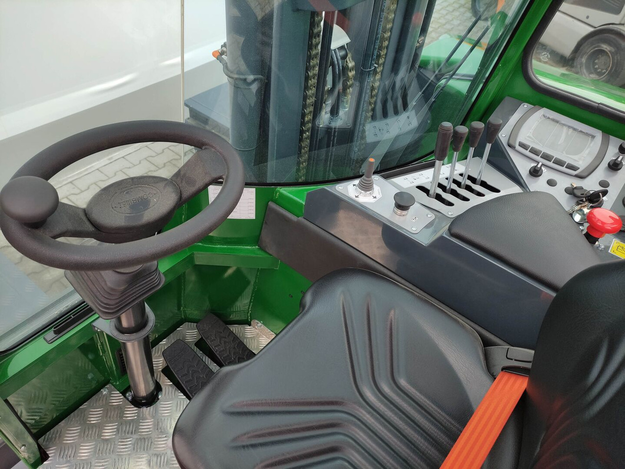 Combilift C5000ET - Электропогрузчик: фото 5 Combilift C5000ET - Электропогрузчик: фото 5