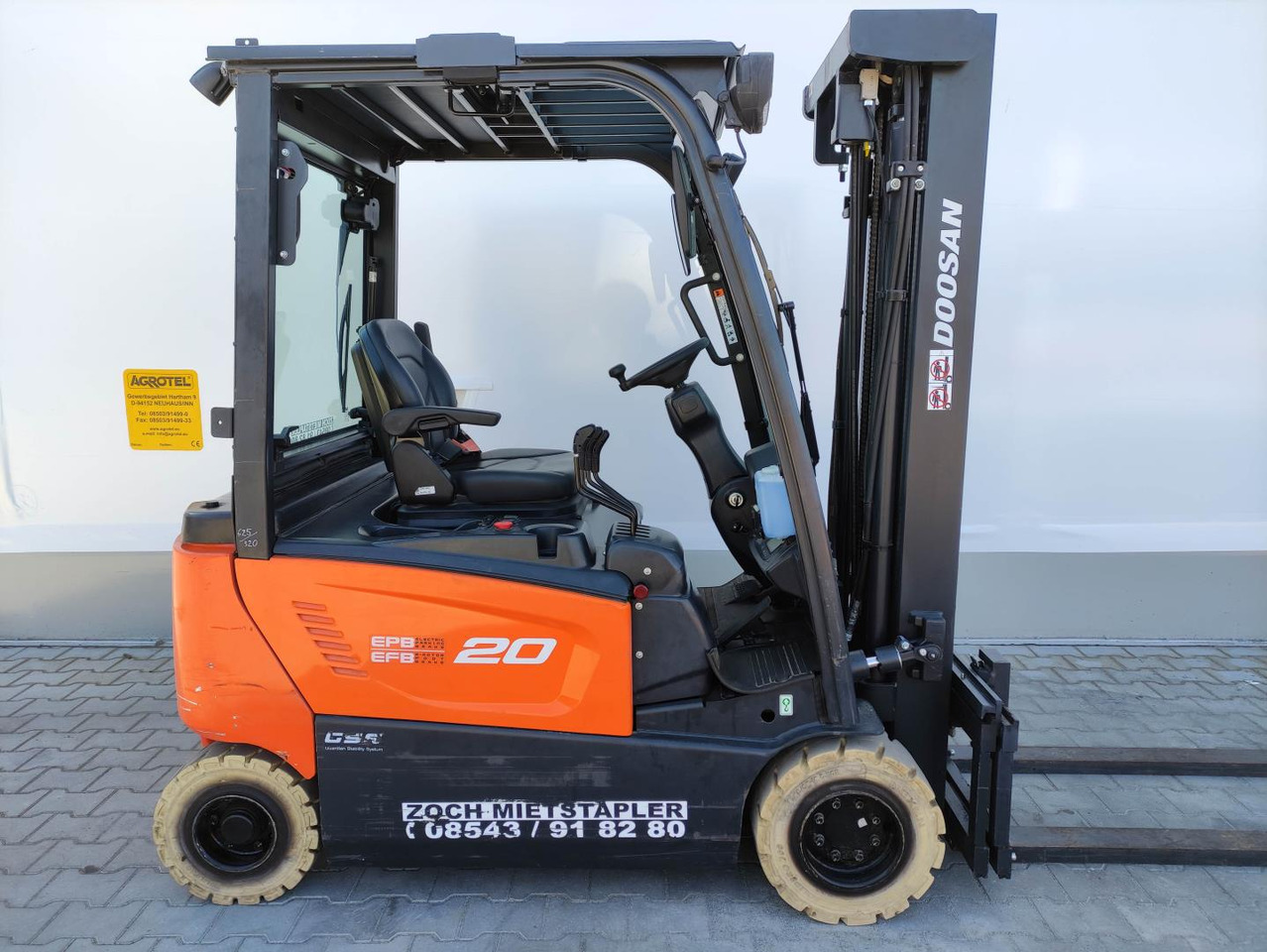 Doosan B20X-7 (Plus) - Электропогрузчик: фото 2 Doosan B20X-7 (Plus) - Электропогрузчик: фото 2