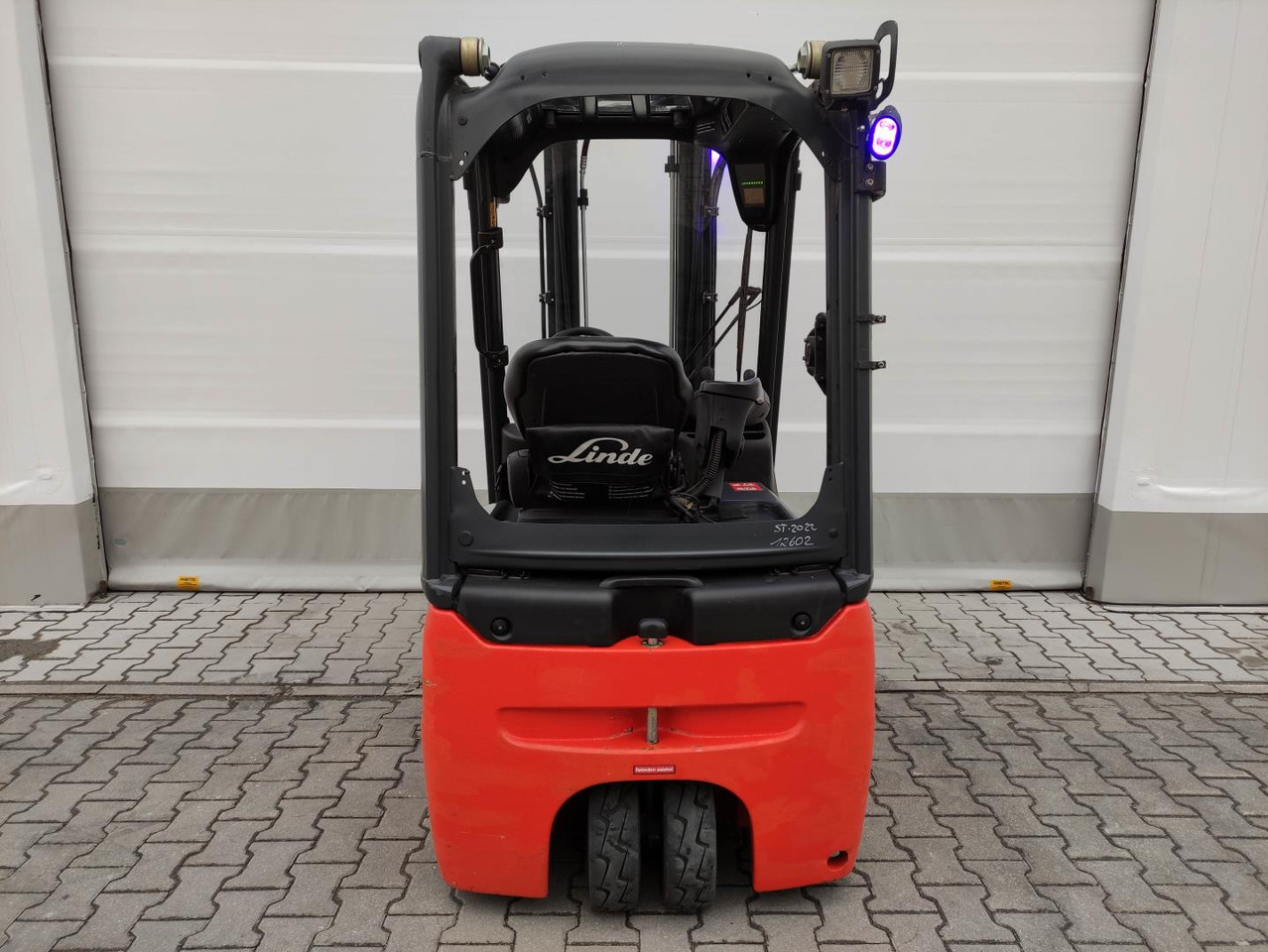 Linde E14-02-386 - Электропогрузчик: фото 4 Linde E14-02-386 - Электропогрузчик: фото 4