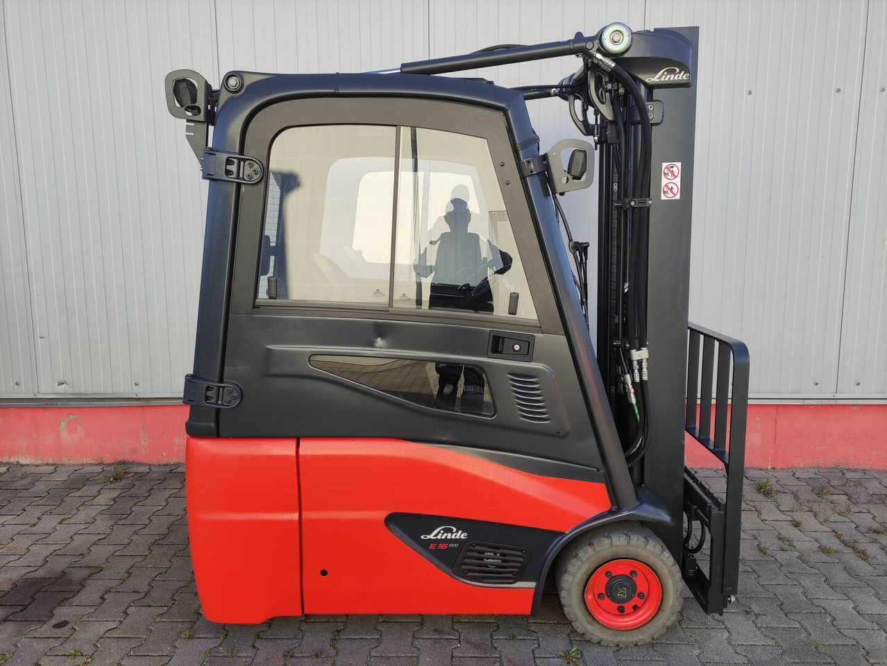 Linde E16-02-386 EVO - Электропогрузчик: фото 2 Linde E16-02-386 EVO - Электропогрузчик: фото 2