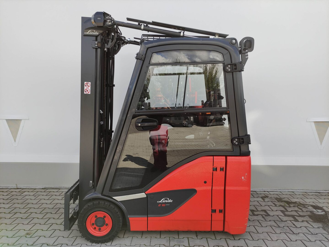 Linde E16H-02-386-EVO - Электропогрузчик: фото 1 Linde E16H-02-386-EVO - Электропогрузчик: фото 1