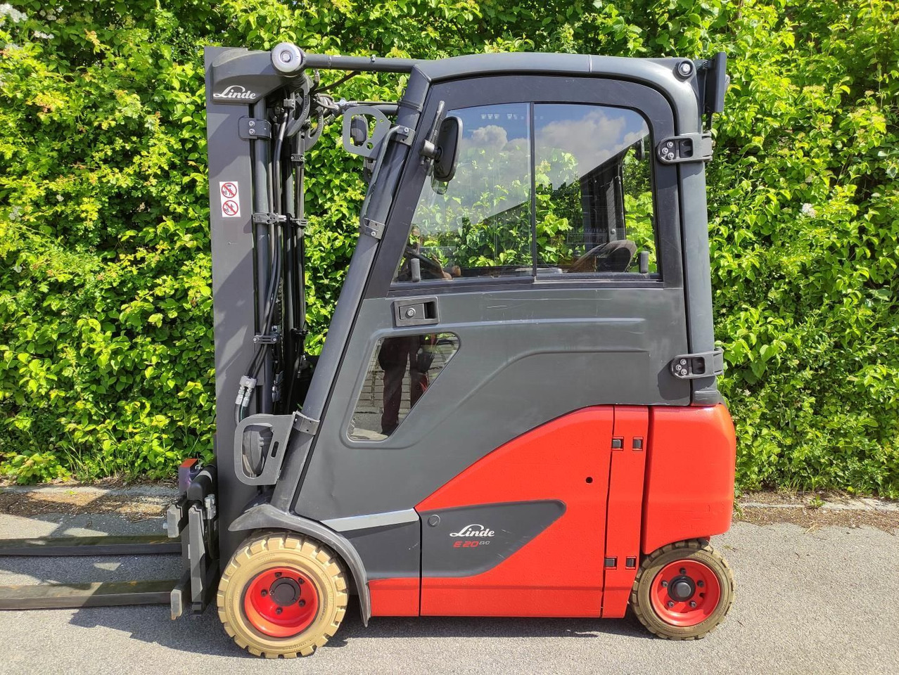 Linde E20PH-02-386-EVO - Электропогрузчик: фото 1 Linde E20PH-02-386-EVO - Электропогрузчик: фото 1
