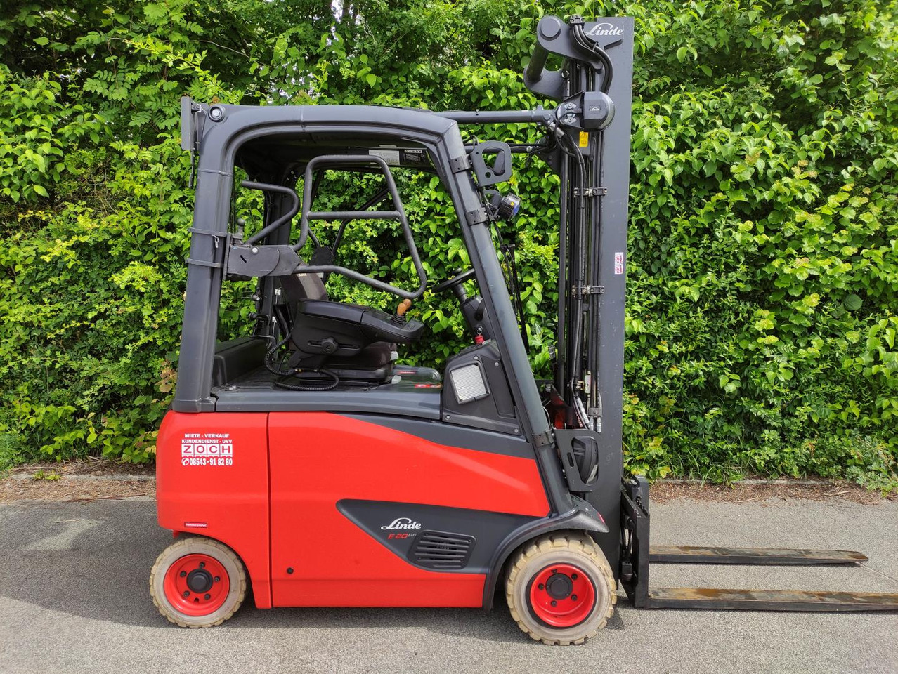 Linde E20PH-02-386-EVO - Электропогрузчик: фото 2 Linde E20PH-02-386-EVO - Электропогрузчик: фото 2