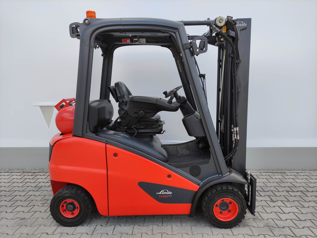 Linde H20T-01-391 EVO - Вилочный погрузчик: фото 2 Linde H20T-01-391 EVO - Вилочный погрузчик: фото 2