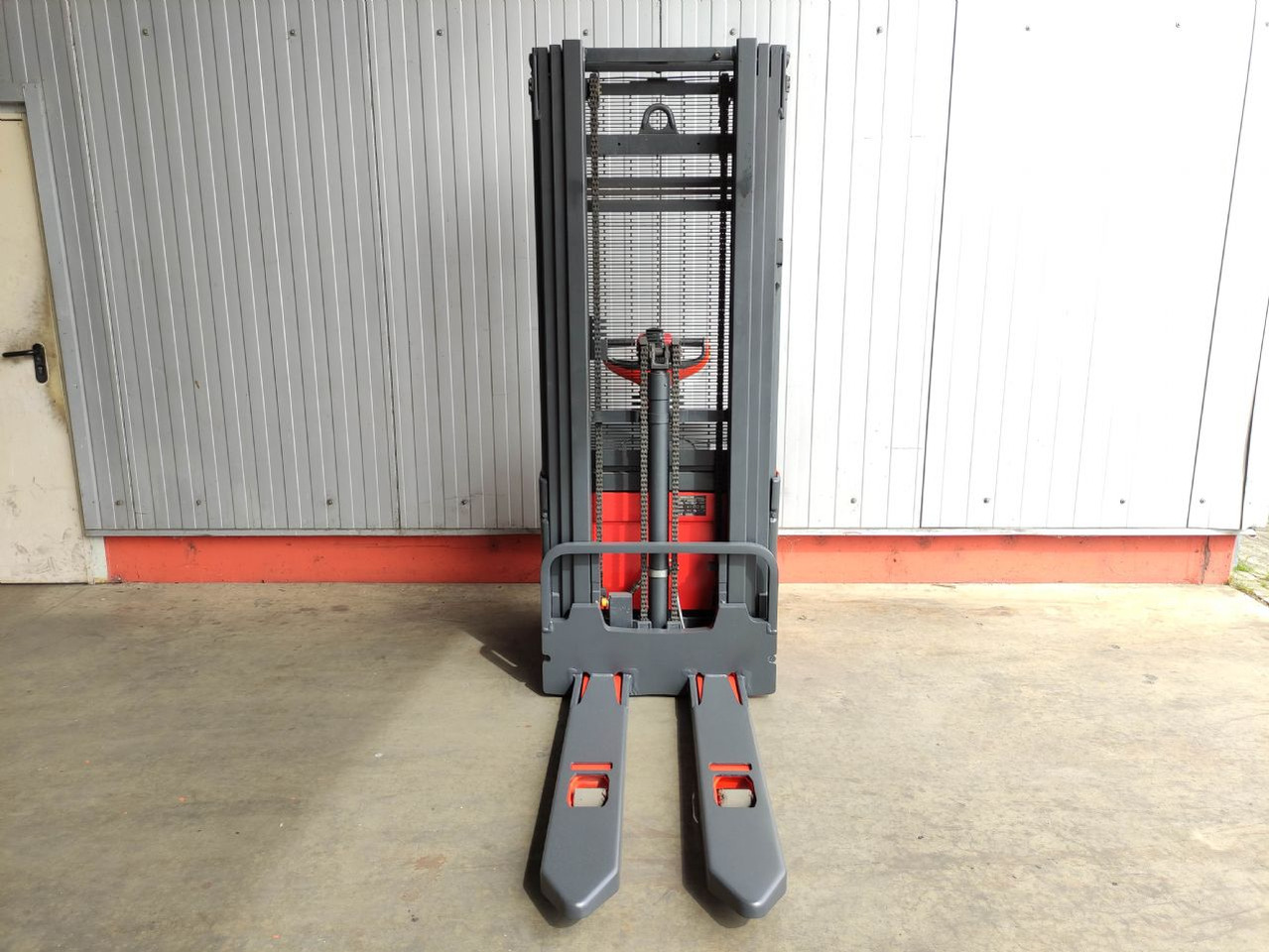 Linde L16-372 (LACK NEU) - Штабелер: фото 3 Linde L16-372 (LACK NEU) - Штабелер: фото 3