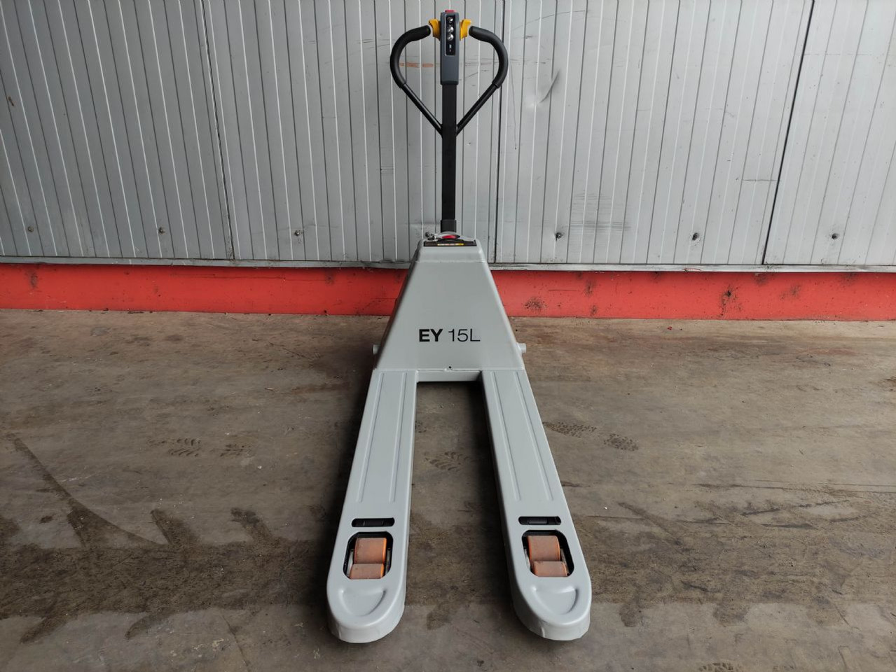 Pramac EY15L *NEU* - Тележка: фото 3 Pramac EY15L *NEU* - Тележка: фото 3